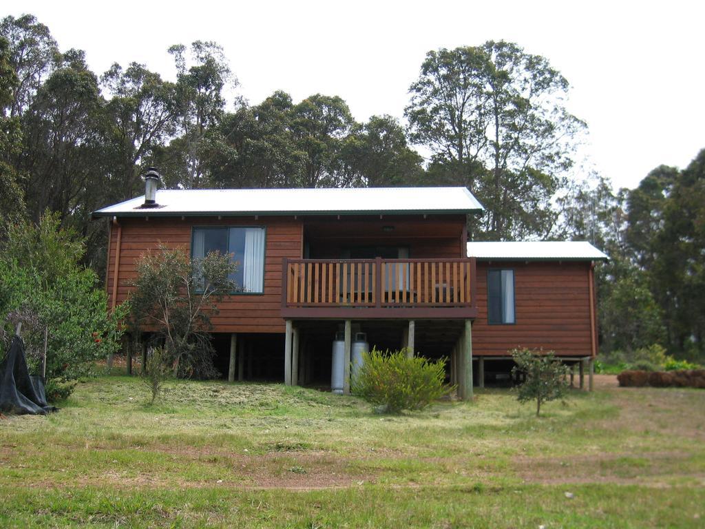 Misty Valley Country Cottages Harewood Exterior photo